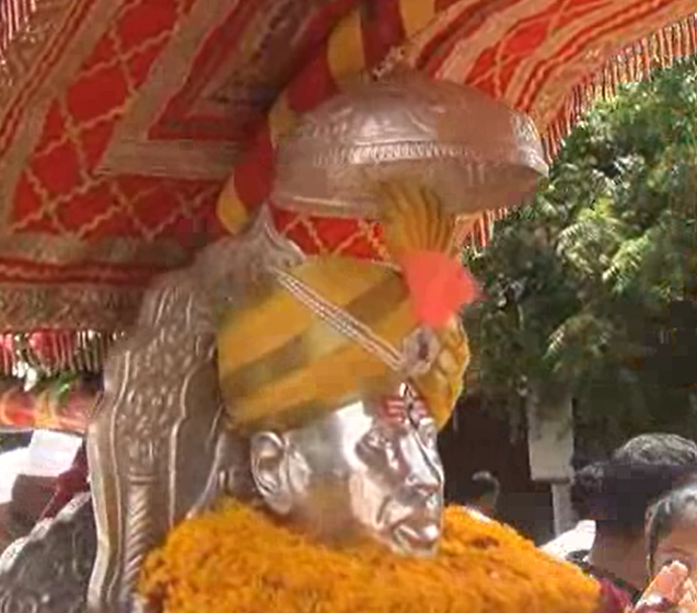  श्री संत गजानन महाराजांची पालखी धाराशिव शहरात दाखल