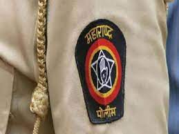 एडलवाईजच्या संचालकांना बजावली रायगड पोलिसांनी नाेटीस