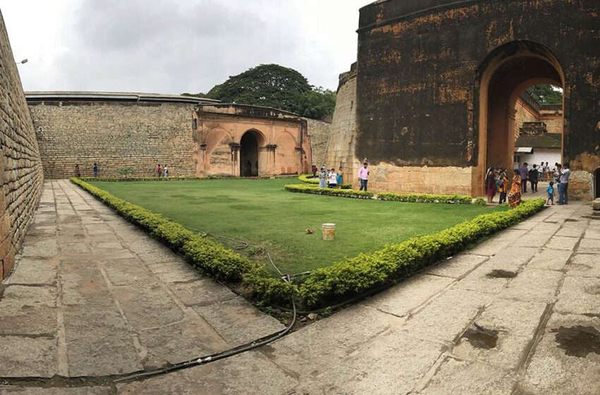  एकेकाळी गजबजलेल्या किल्ला, बंगलोरचा किल्ला
