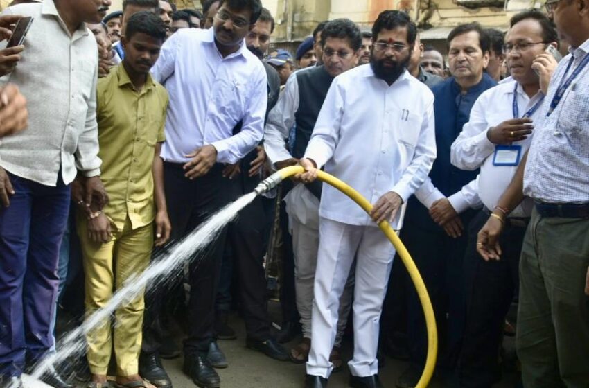  स्वच्छ, सुंदर, प्रदुषणमुक्त मुंबईसाठी मुख्यमंत्री उतरले रस्त्यावर