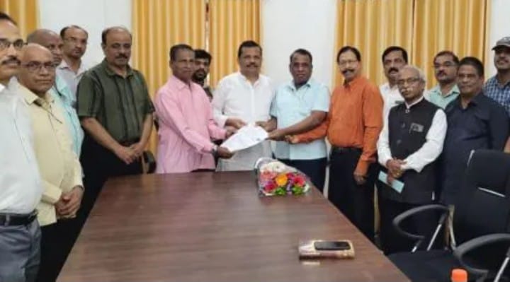 देहदान हे सर्वश्रेष्ठ दान : सामाजिक कार्यकर्ते भाई देऊलकरांसह अनेकांनी केले देहदानाचे संकल्प