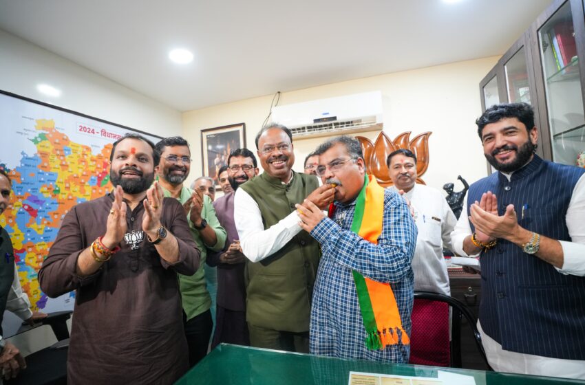  प्रदेशाध्यक्षपदाचा कार्यभार रविंद्र चव्हाण यांनी स्वीकारला