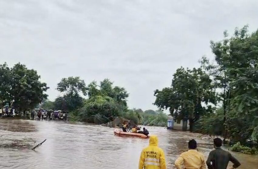  बिंदुसरा धरण तिसऱ्यांदा भरले तसेच मांजरा धरणाचे सहा दरवाजे उघडले…