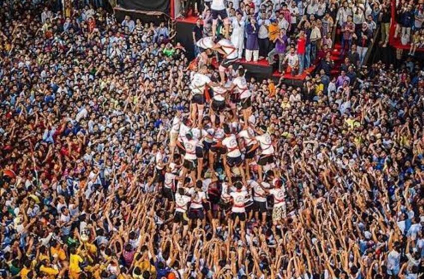  दहीहंडी फोडताना मुंबई महानगरात एकाचा मृत्यू तर ९२ गोविंदा जखमी , दोघे गंभीर