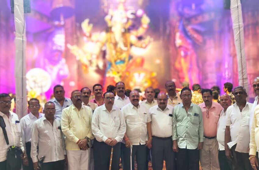 घरांसाठी गिरणी कामगारांचे गणरायाला साकडे!