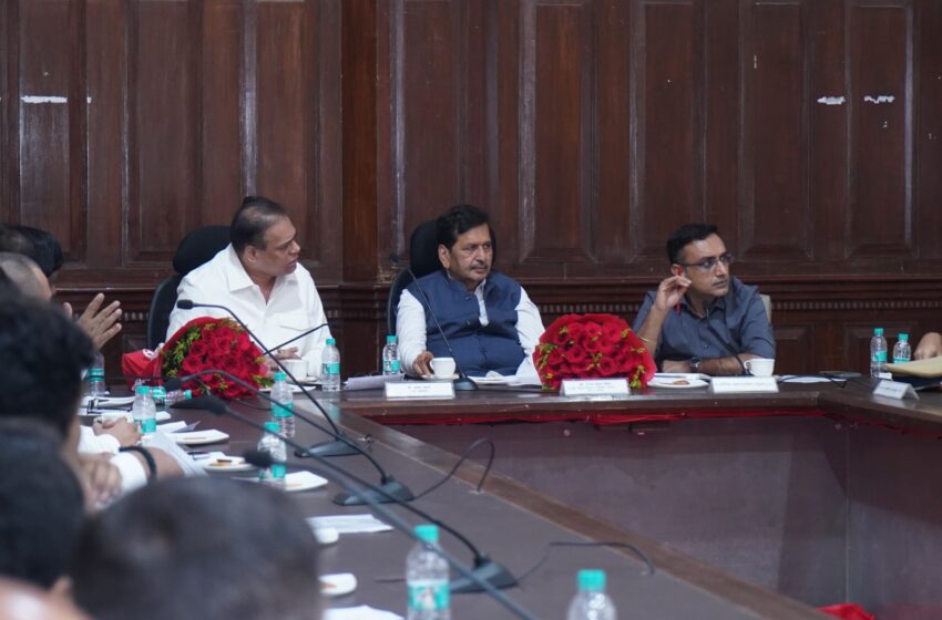  छट पूजेदरम्यान मुंबई महापालिकेकडून विविध सुविधा उपलब्ध; मेट्रो आणि बेस्ट सेवा ही उशिरापर्यंत