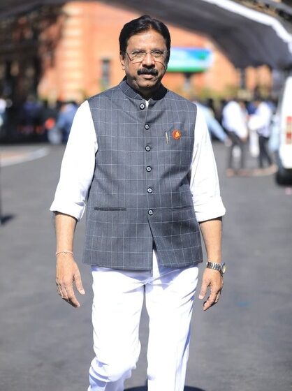  बेस्टच्या 4 हजार 500 सेवानिवृत्त कर्मचाऱ्यांना थकबाकी त्वरित द्यावीआमदार सुनिल शिंदे यांची मागणी