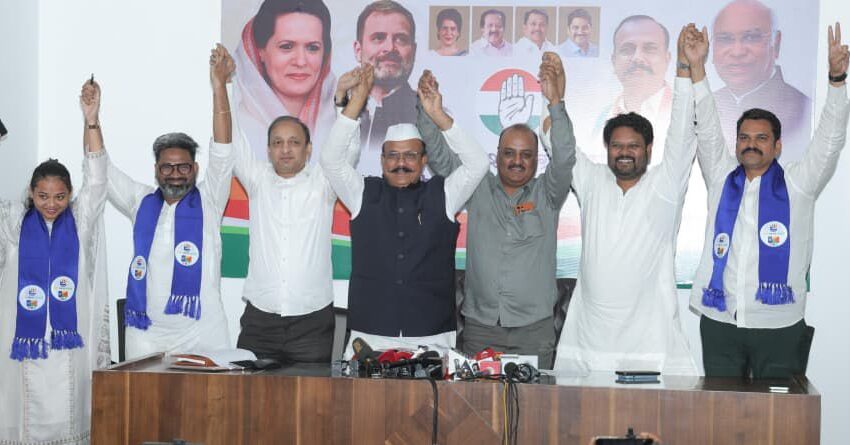  मुंबई महानगरपालिका निवडणुकीत वंचित आणि काँग्रेस एक साथ !