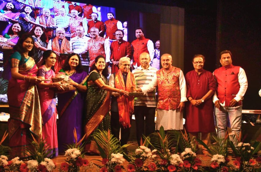  श्रीधर फडके यांची सुवर्ण महोत्सवी कारकीर्द उत्साहात साजरी