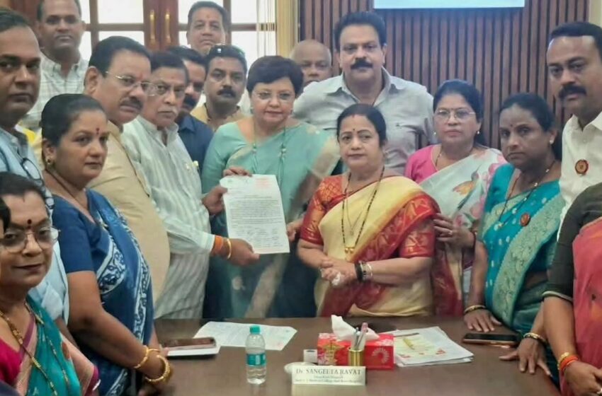  परळ येथील के.ई.एम. रूग्णालयाचे नामांतर न करण्याबाबत झाले आंदोलन